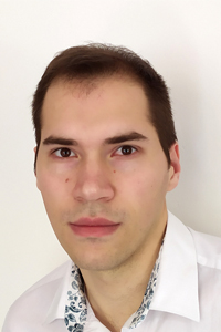 2020.04.20 Profile photo 200-300
